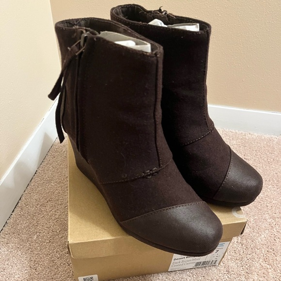 TOMS Desert Wedge High Dark Brown Wool Coated Canvas Booties Sz7 - Picture 4 of 5